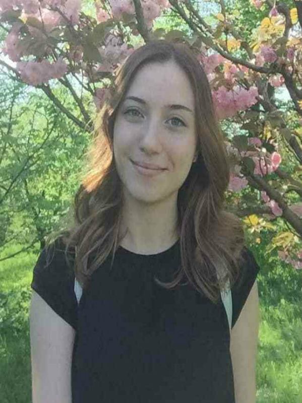 Alina Frecautan (Romania),  undergraduate study program International Business, Romania